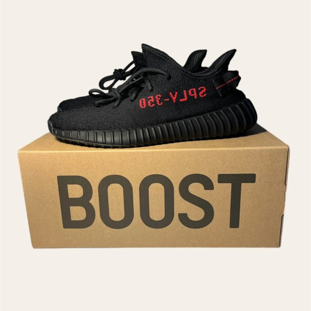 Yeezy 350 v2 black red